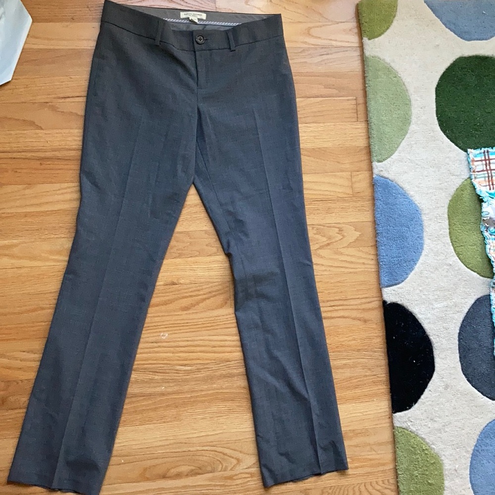 Banana Republic Logan fit size 4 wool dress pants